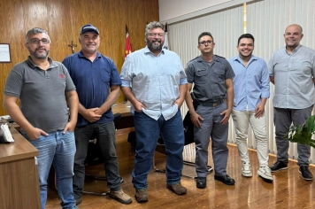 SEGURANÇA DO CARNAVAL EM ÁGUAS DA PRATA É DISCUTIDA EM REUNIÃO NO GABINETE DO PREFEITO