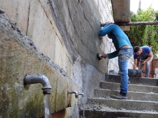 REVITALIZAÇÃO: FONTE DO PADRE SEGUE SENDO REFORMADA
