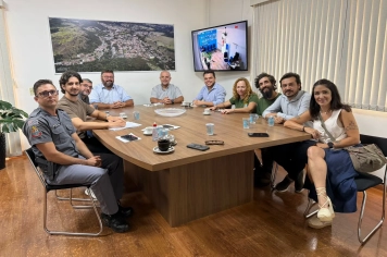 PREFEITURA PROMOVE REUNIÃO PARA DEFINIR FLUXO DE TRABALHO NO CALÇADÃO E BOULEVARD