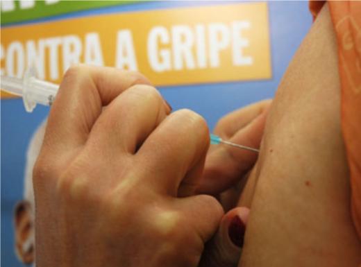 VIGILÂNCIA EPIDEMIOLÓGICA ENCERRA CAMPANHA DE VACINAÇÃO NAS ESCOLAS PÚBLICAS DA CIDADE