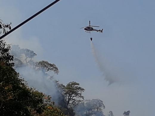 PREFEITURA CONSEGUE APOIO DE AERONAVES PARA NOVO COMBATE A INCÊNDIO