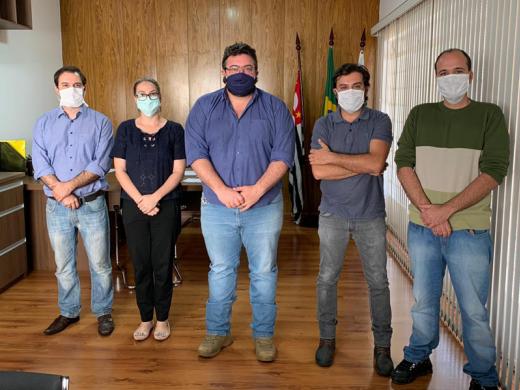 ÁGUAS DA PRATA RECEBE DOIS MÉDICOS DO PROGRAMA “MAIS MÉDICOS”