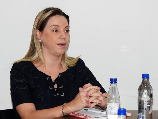 ERICA BORDÃO MATURANA É A NOVA SECRETÁRIA MUNICIPAL DE SAÚDE