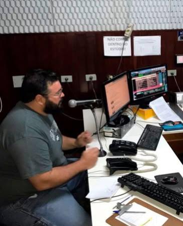 NA RÁDIO PRATA, PREFEITO DIZ QUE HERDOU UMA “BAGUNÇA ADMINISTRATIVA”