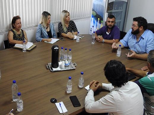 NA VOLTA DAS FÉRIAS, PREFEITO REÚNE SECRETARIADO