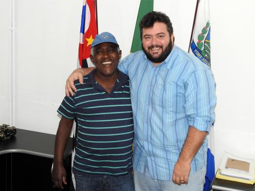 “COALHADA” INTERCEDE JUNTO À DEPUTADO POR VERBAS