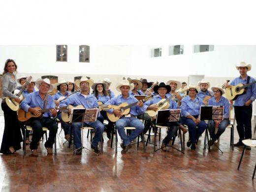 PREFEITURA QUER FORMAR ORQUESTRA DE VIOLEIROS COM AULAS GRATUITAS