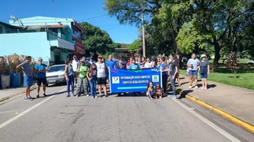 REALIZADA A 1ª CAMINHADA DA CONSCIENTIZAÇÃO AO TEA EM ÁGUAS DA PRATA