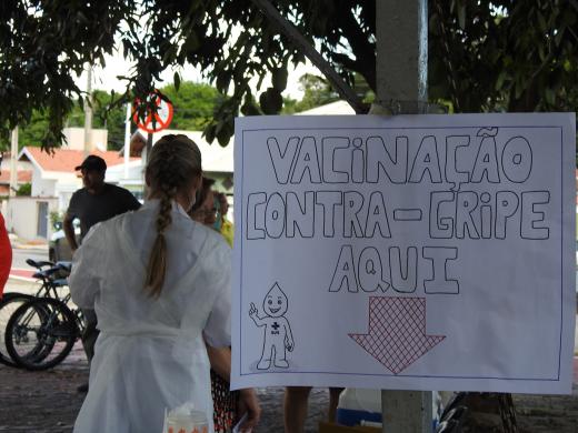 VACINAÇÃO DE IDOSOS CONTINUA ASSIM QUE NOVAS DOSES CHEGAREM