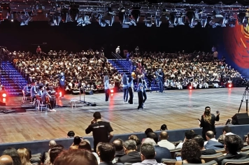 ÁGUAS DA PRATA RECEBE PRÊMIO EXCELÊNCIA EDUCACIONAL