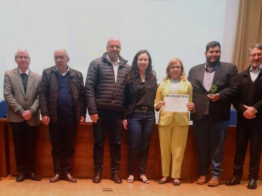 ÁGUAS DA PRATA RECEBE TROFÉU E CERTIFICADO DE QUALIFICAÇÃO DO PROGRAMA MUNICÍPIO VERDEAZUL