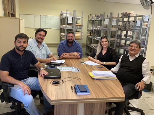 AJUSTES DE CONVÊNIOS AFASTAM AMEAÇA A TÍTULO DE ESTÂNCIA