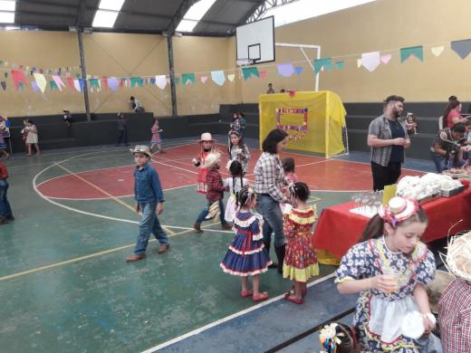 FESTAS JUNINAS SEGUEM ANIMADAS NAS EMEBS DA CIDADE