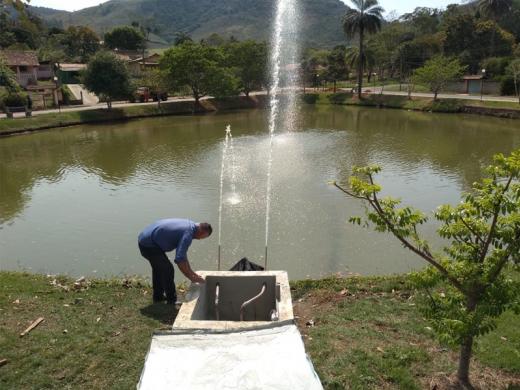 LAGO E PRAÇA DA FONTE PLATINA SÃO REVITALIZADOS PELA PREFEITURA