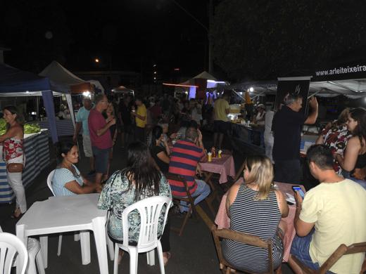 12ª MASTER FEIRA APRESENTOU NOVIDADES NA PRAÇA DE ALIMENTAÇÃO