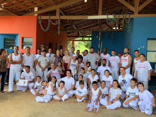 PREFEITURA PRESTIGIA BATIZADO DE ALUNOS DE CAPOEIRA NO SÃO JUDAS