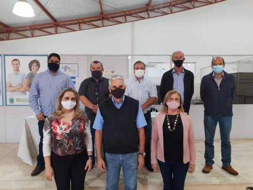 Encontro com Prefeitos da Região para contenção da Covid-19 nos Municípios.