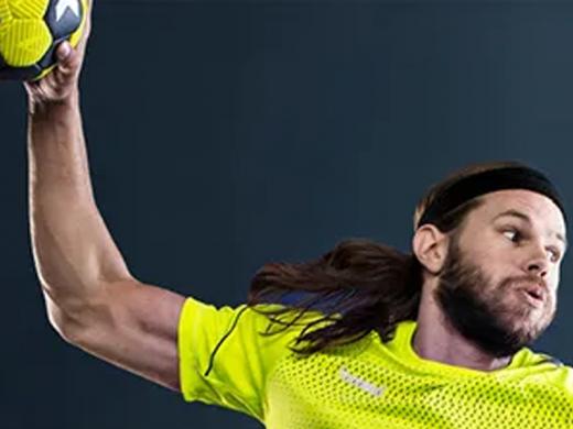 AULAS DE FUTSAL, FUTEBOL SOCIETY E HANDEBOL NA PRAÇA DE ESPORTES