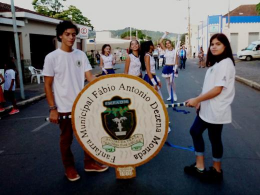 FANFARRA FÁBIO DEZENA SE APRESENTA EM VARGEM GRANDE DO SUL