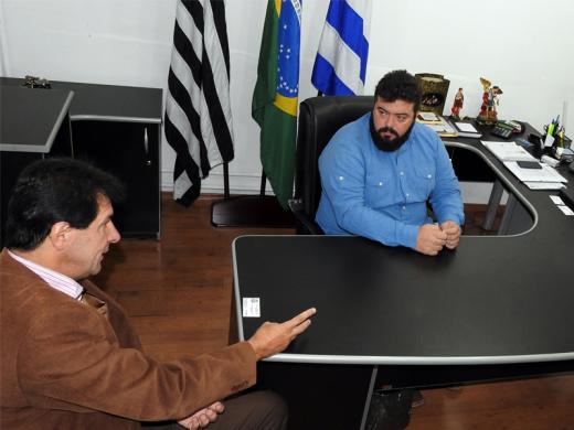 PREFEITO DE ÁGUAS DA PRATA RECEBE DIRETOR E GERENTE DA EPTV