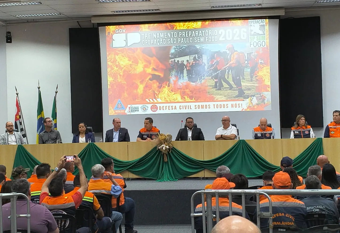 Defesa Civil de Águas da Prata se qualifica em treinamento da Operação SP Sem Fogo