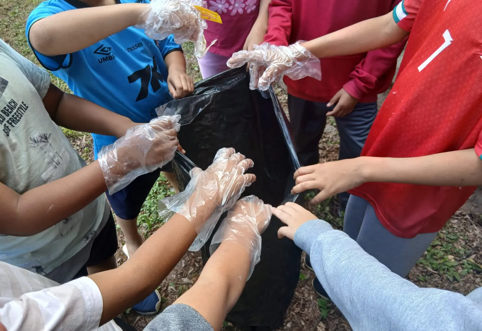 “CASCATA LIMPA” INCENTIVA CONSCIENTIZAÇÃO AMBIENTAL E FORMA MULTIPLICADORES DE BOAS PRÁTICAS 