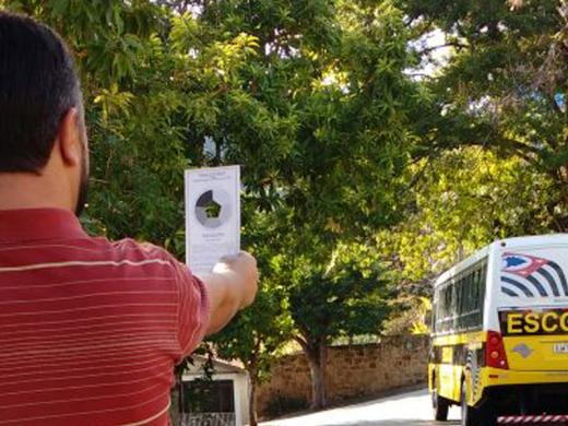 VEÍCULOS DA PREFEITURA PASSAM POR INSPEÇÃO DE POLUENTES