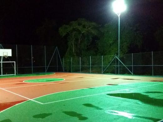 QUADRA DO SÃO JUDAS TADEU TEM ILUMINAÇÃO REFORMADA