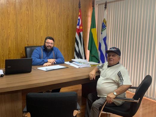 PREFEITO INICIA ATENDIMENTO À POPULAÇÃO COM HORA MARCADA