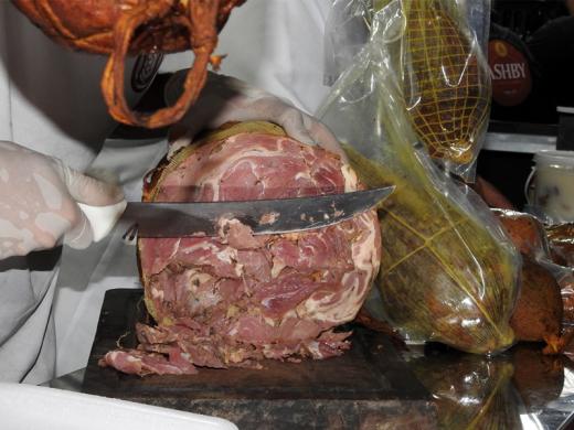 GASTRONOMIA DE QUALIDADE IMPULSIONA TURISMO LOCAL