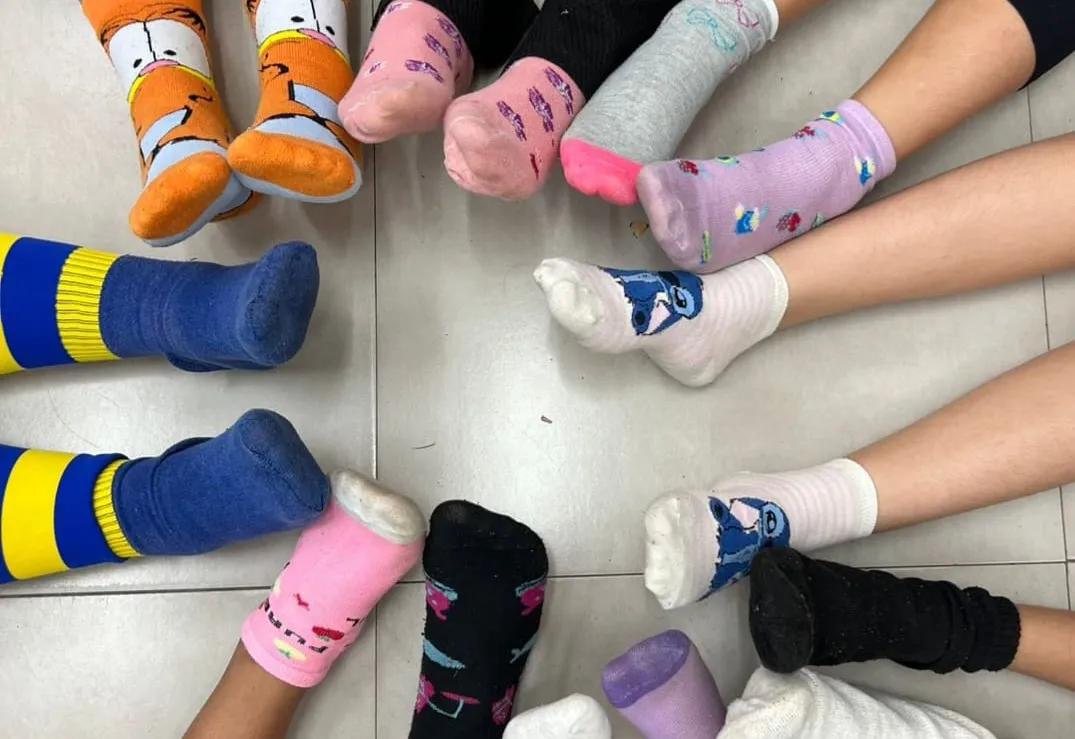 ALUNOS DA EMEB ÁUREA SOARES PROMOVEM AÇÃO DE CONSCIENTIZAÇÃO SOBRE A SÍNDROME DE DOWN